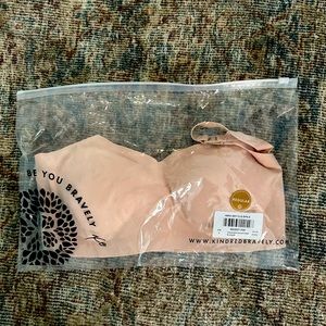 NEW Kindred Bravely Ultra Comfort Nursing Bra